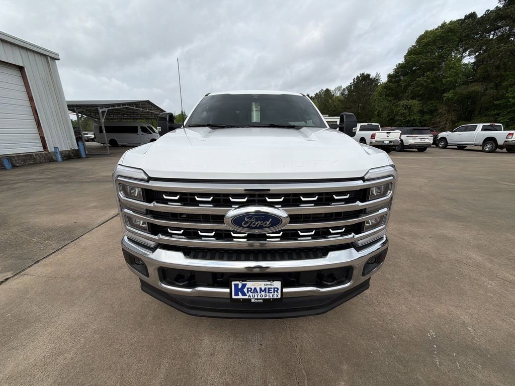 Used 2024 Ford F250 Lariat image 3