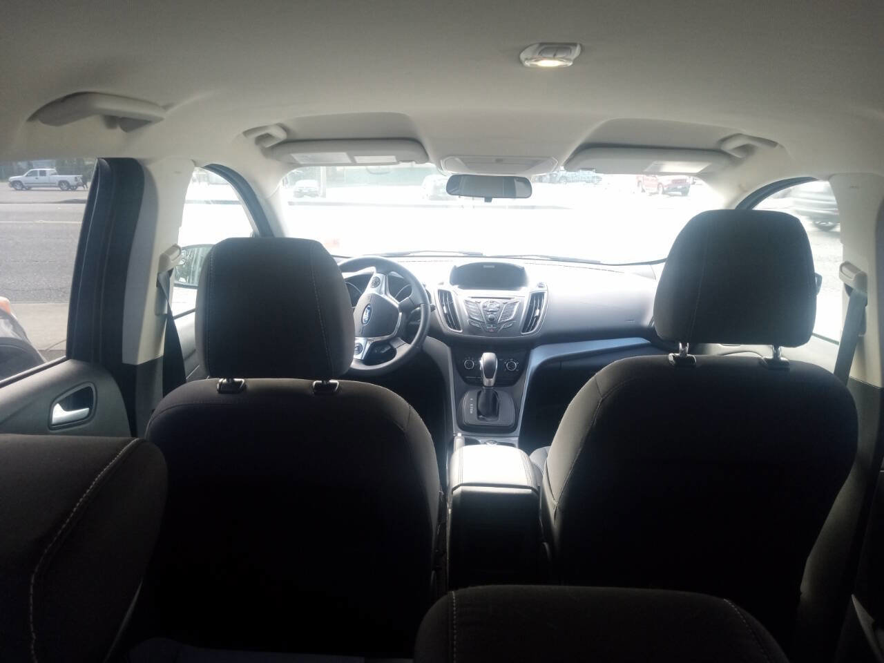 Used 2016 Ford Escape SE image 9