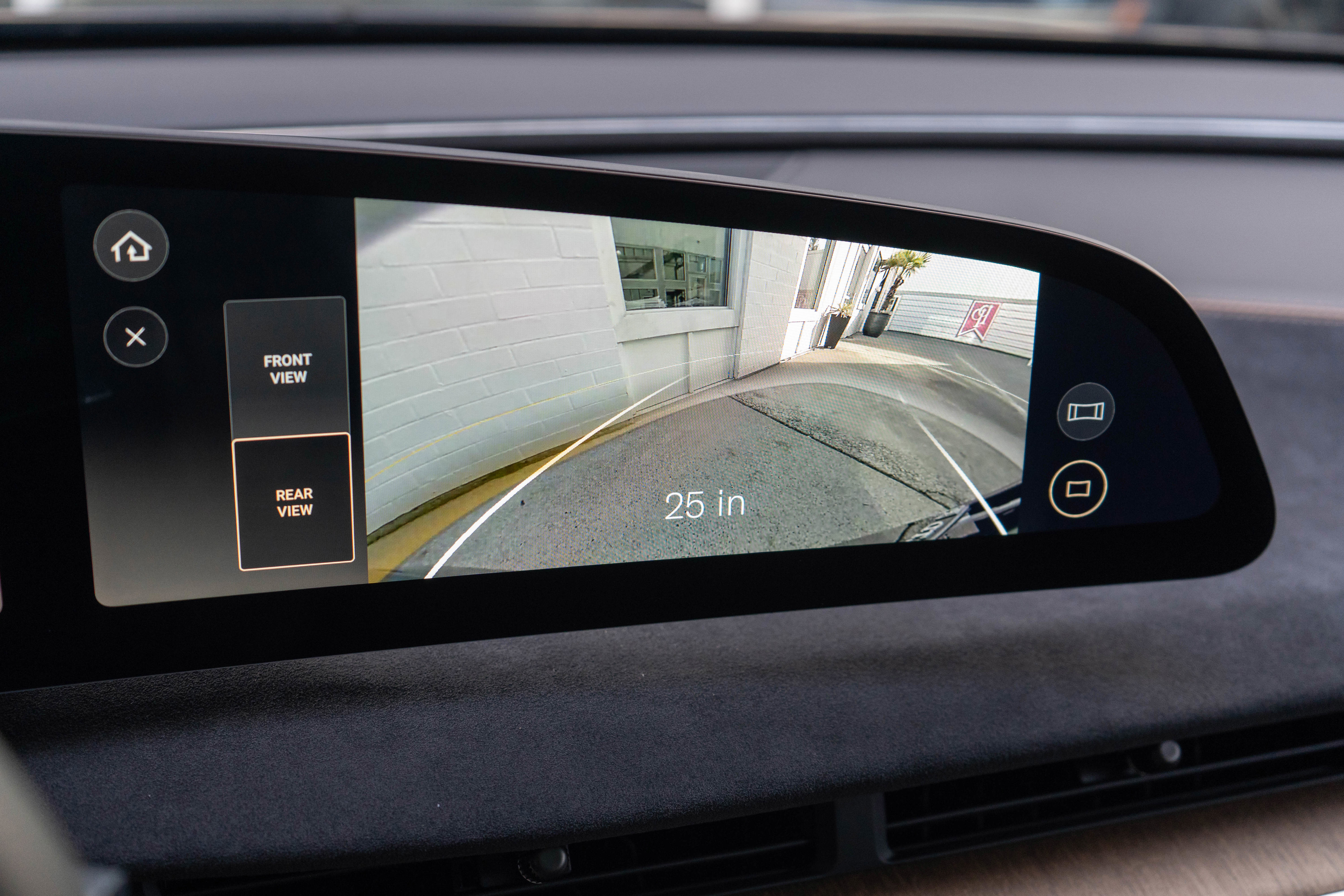 Used 2022 Lucid Air Grand Touring image 22