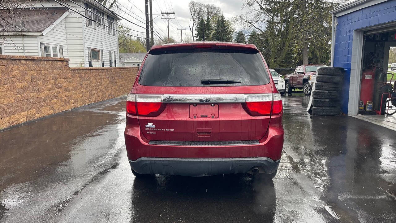 Used 2013 Dodge Durango SXT image 4