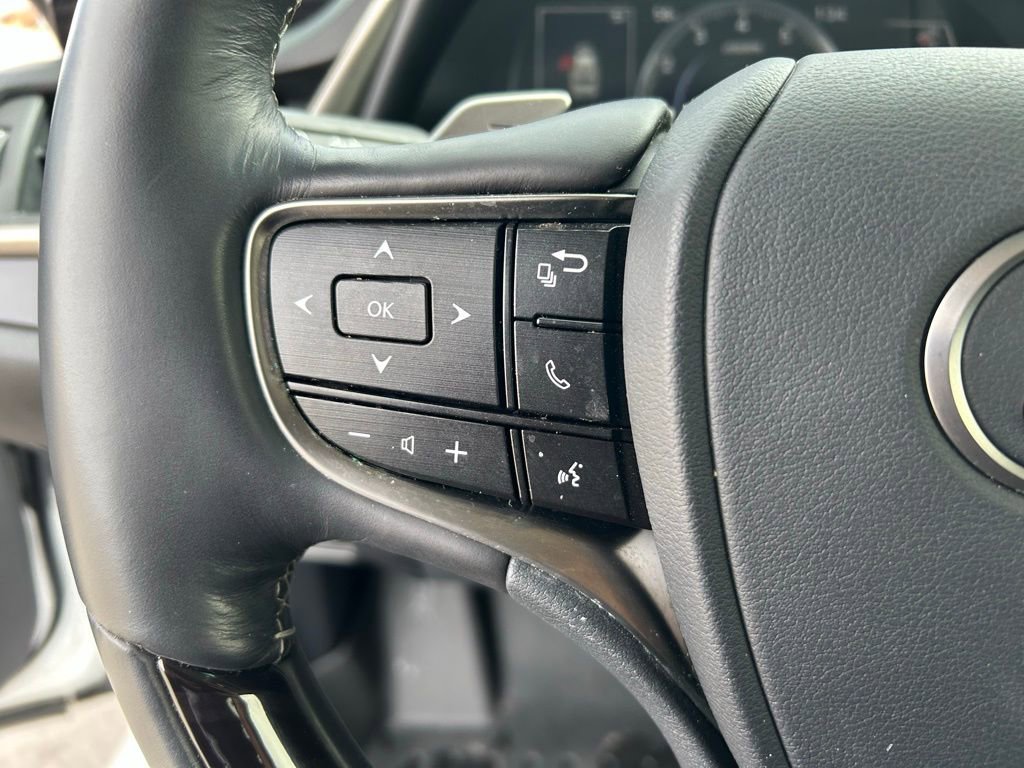 Used 2019 Lexus ES 350 350 w/ Premium Package image 14