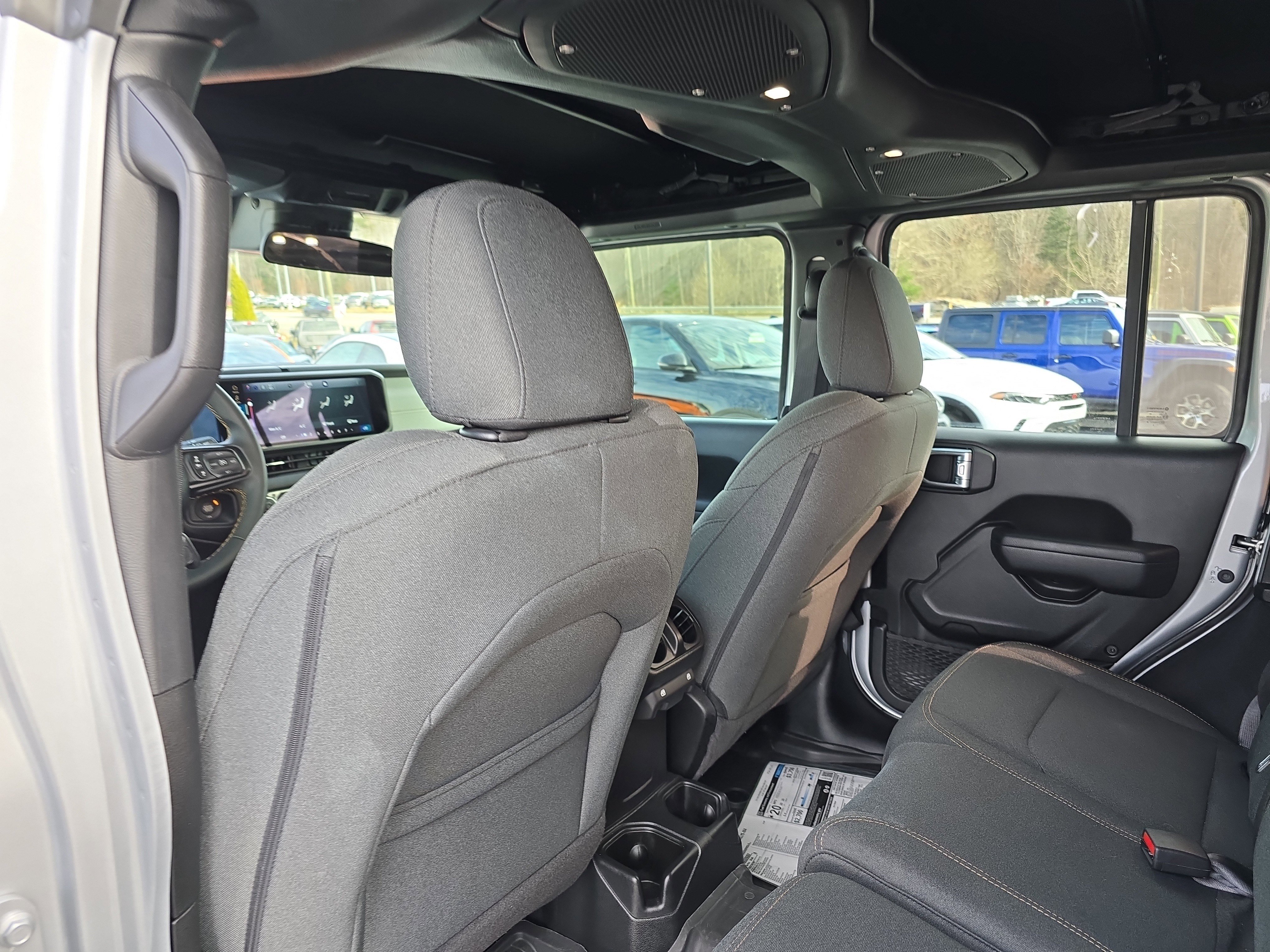 Used 2024 Jeep Wrangler Willys image 19