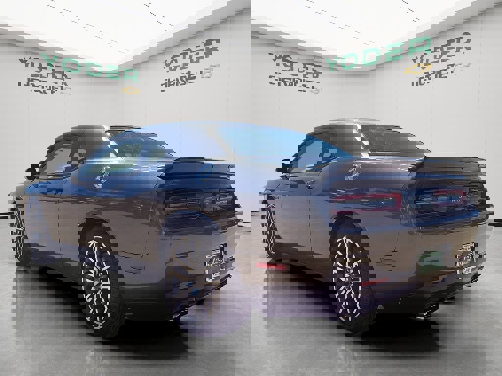 Used 2023 Dodge Challenger R/T image 10