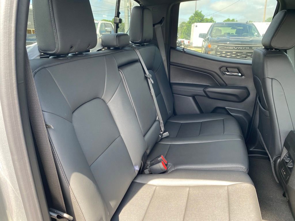 New 2025 Chevrolet Colorado LT w/ LT Convenience Package AWD/4WD image 20
