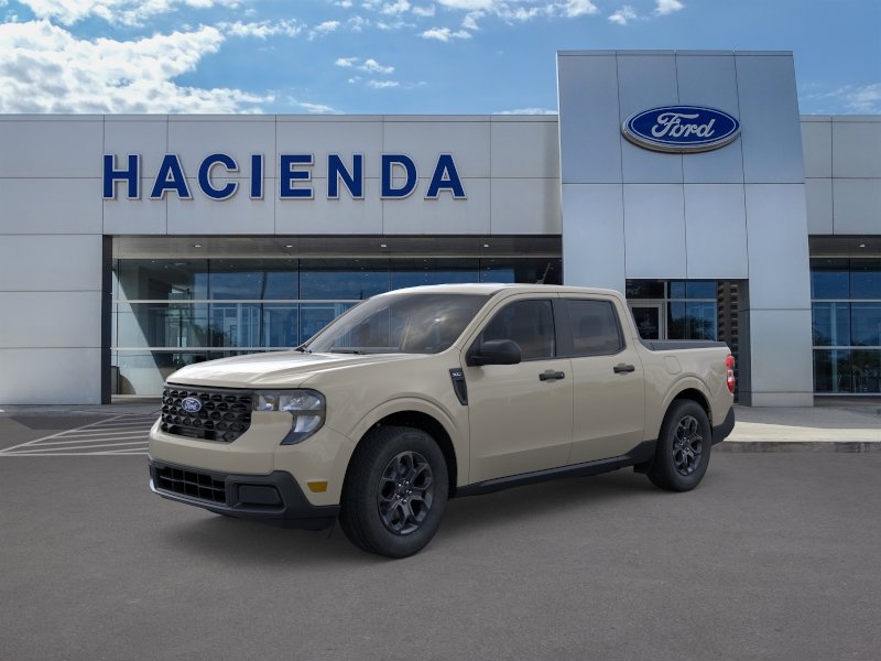 New 2025 Ford Maverick XLT w/ Equipment Group 302A