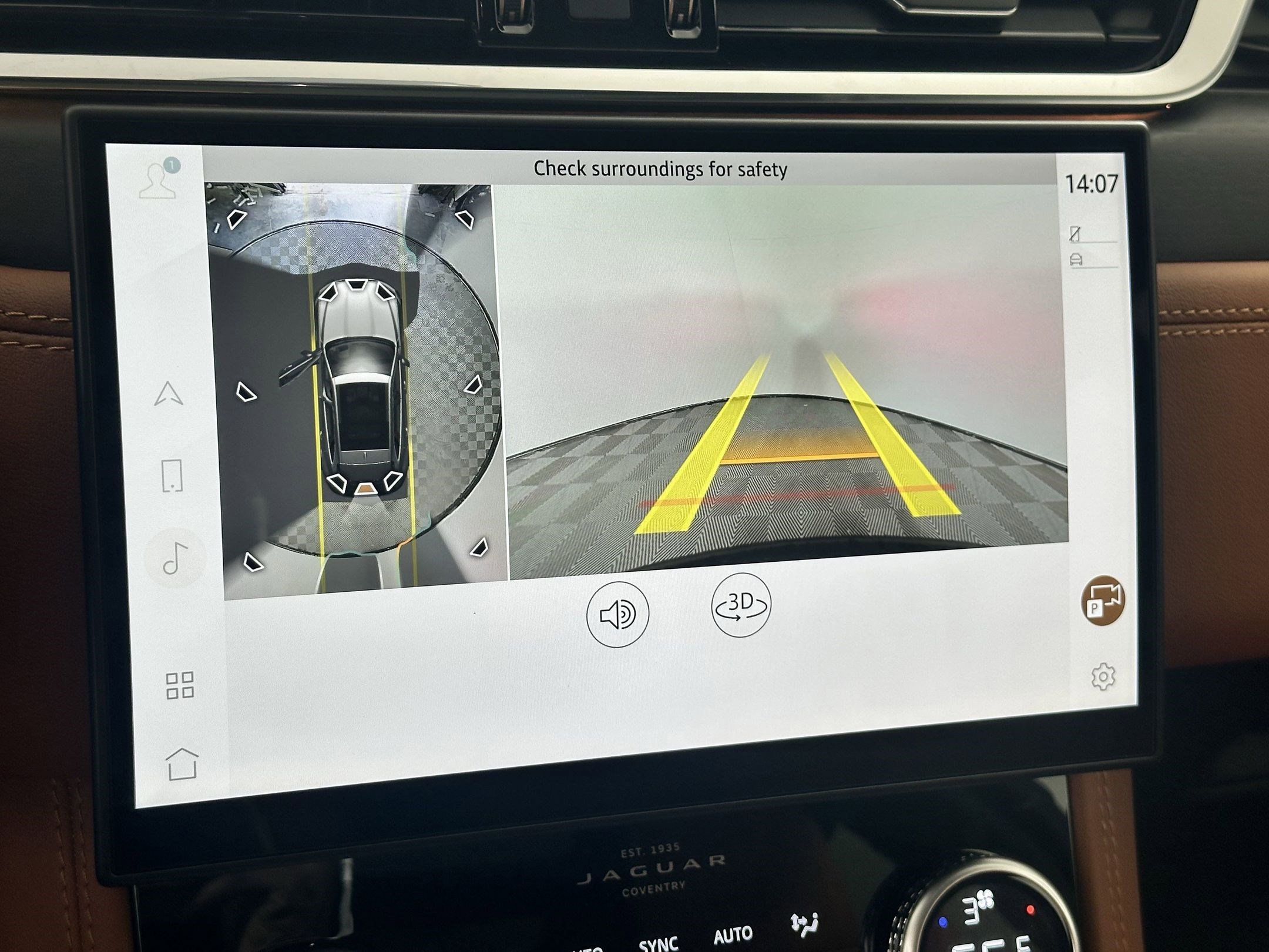 New 2026 Jaguar F-PACE R-Dynamic S image 24