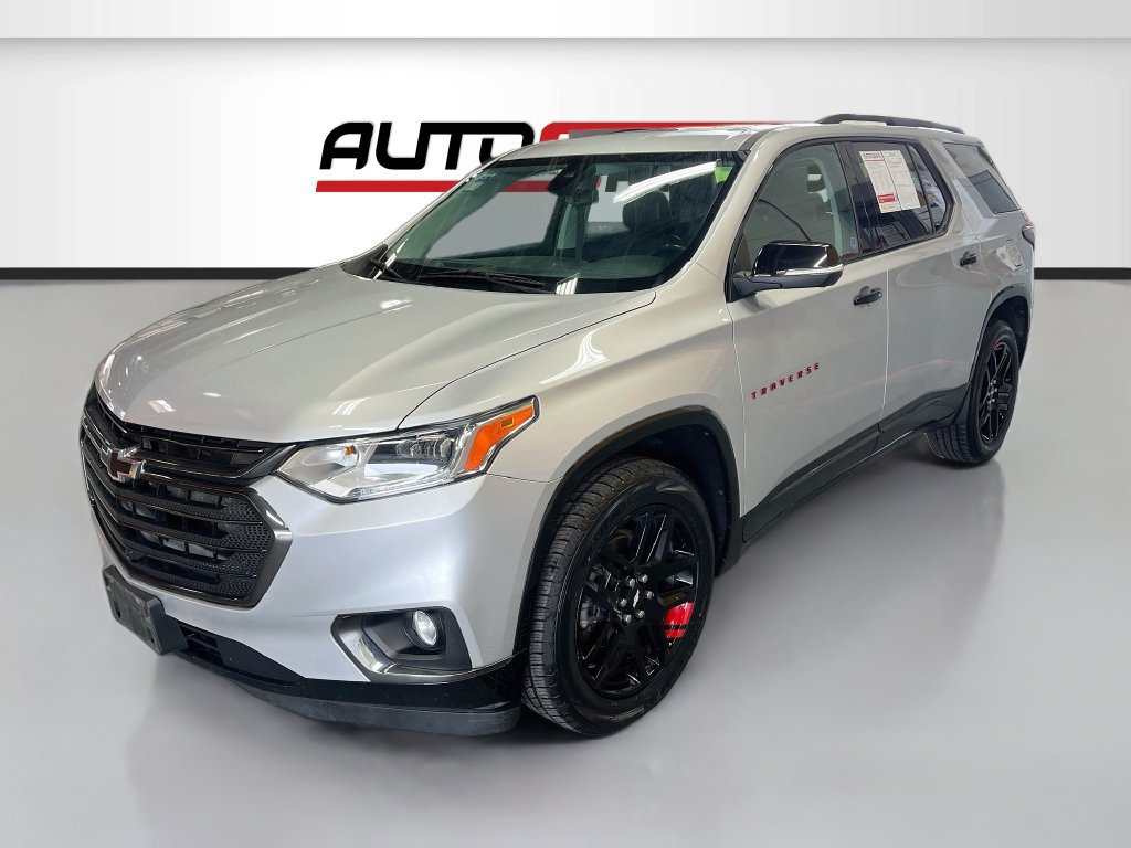 Used 2021 Chevrolet Traverse Premier w/ Redline Edition AWD/4WD image 3