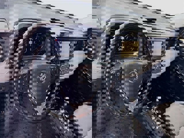 Certified 2018 Toyota RAV4 Limited image 9