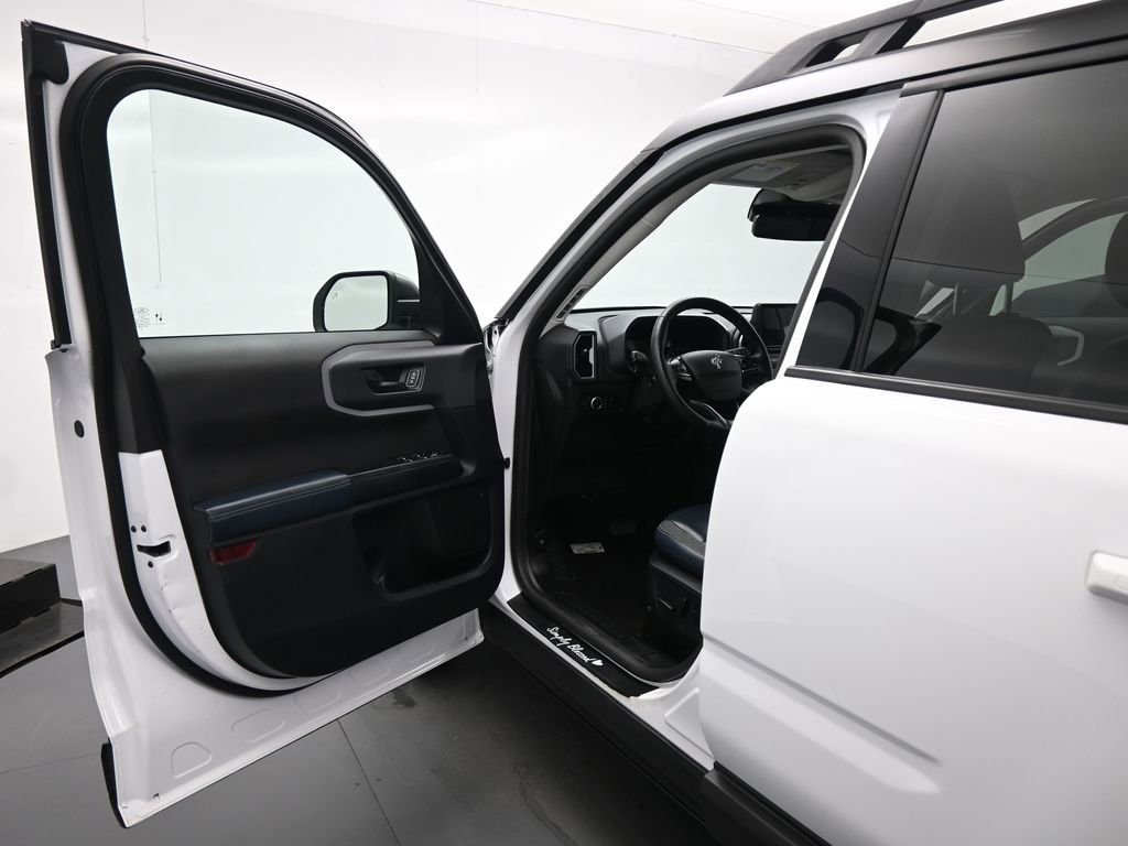 Certified 2022 Ford Bronco Sport Outer Banks w/ Tech Package image 9