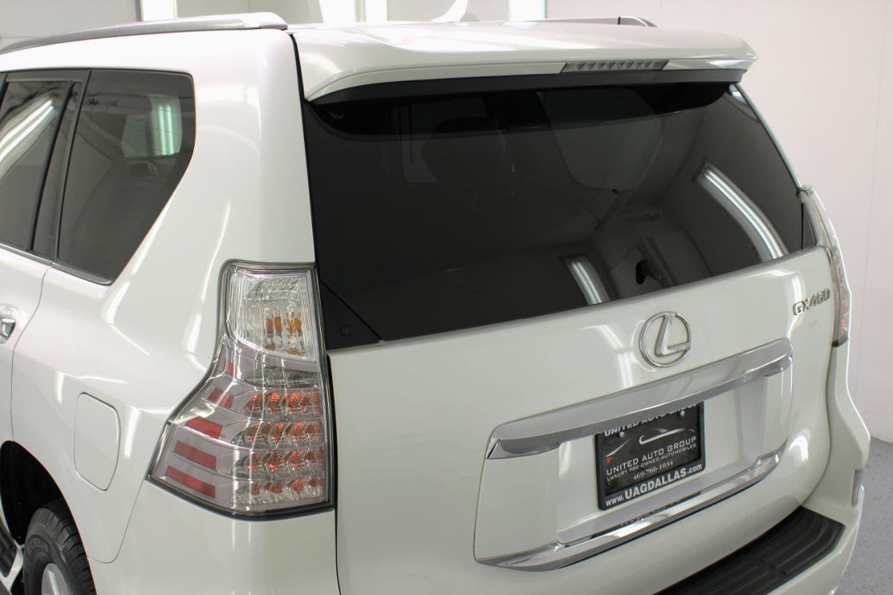 Used 2014 Lexus GX 460 w/ Premium Package AWD/4WD image 20