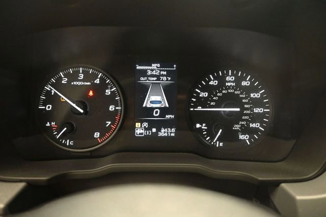 Used 2024 Subaru Crosstrek 2.0i AWD/4WD image 10