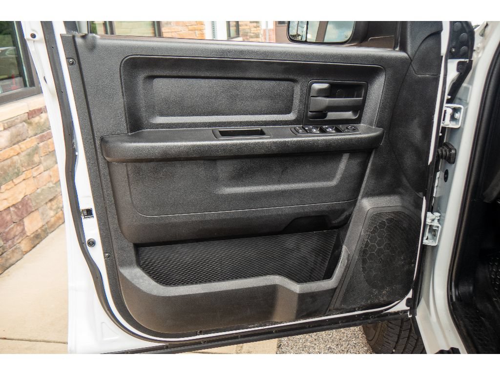 Used 2021 RAM 2500 Tradesman w/ Chrome Appearance Group AWD/4WD image 10