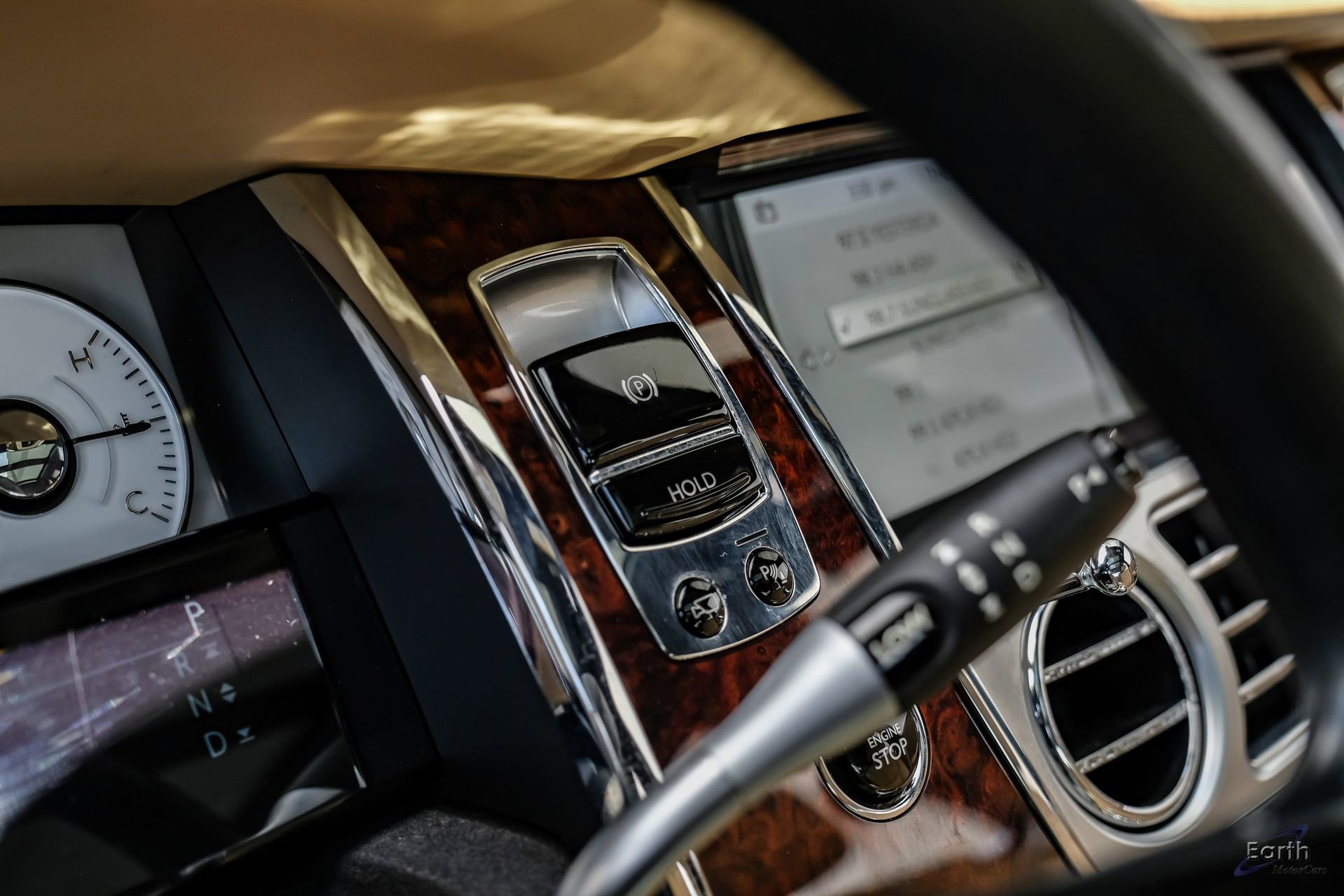 Used 2017 Rolls-Royce Ghost RWD image 64