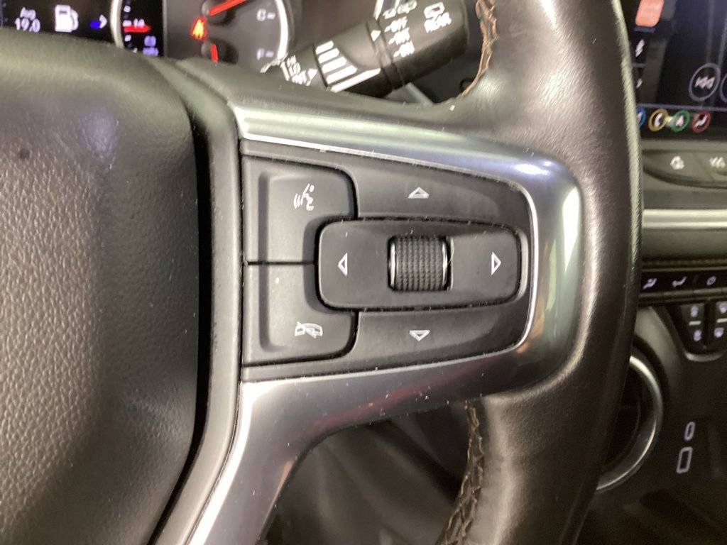 Used 2019 Chevrolet Blazer Premier w/ Sun and Wheels Package AWD/4WD image 22