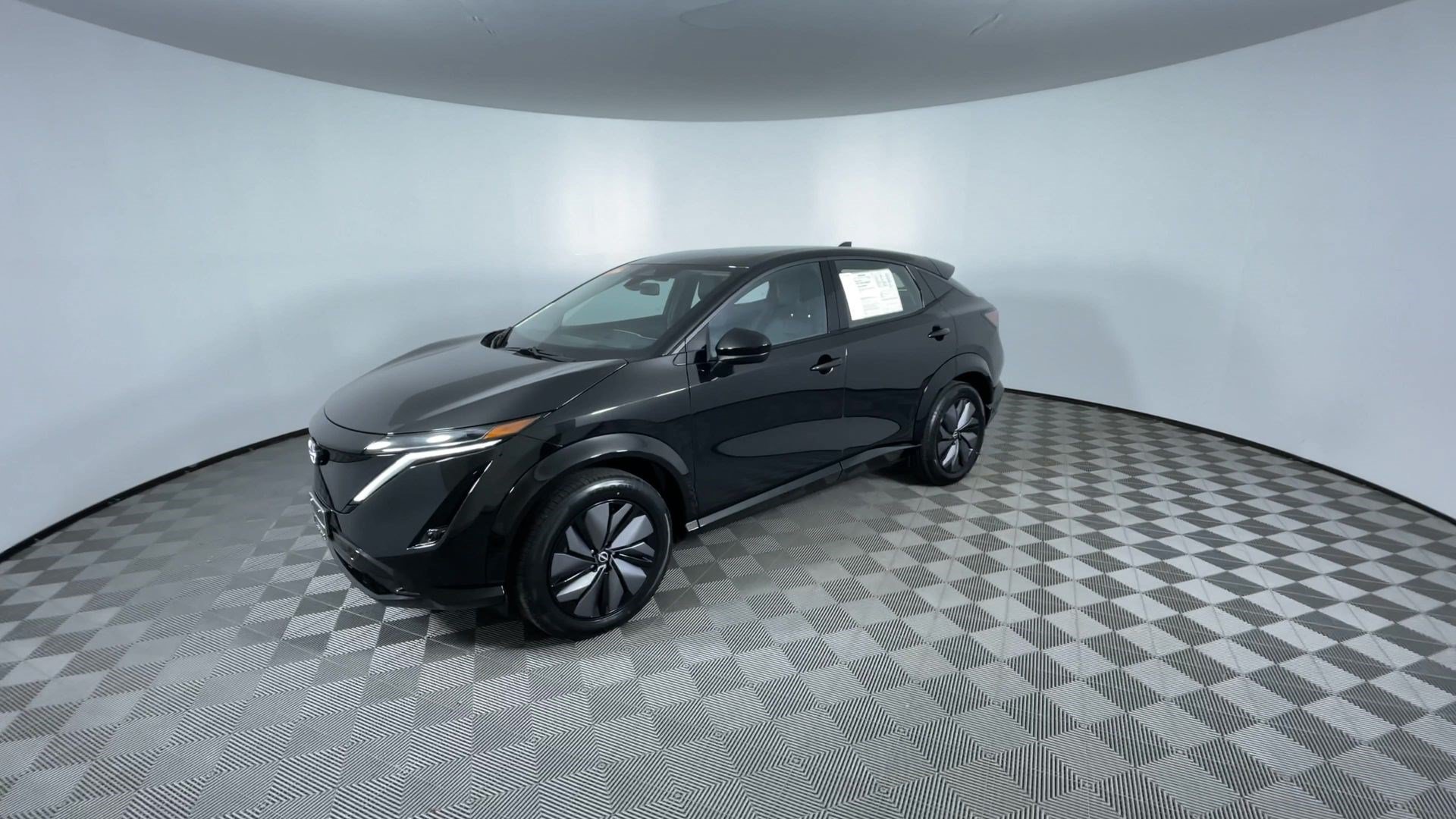 Certified 2024 Nissan Ariya AWD image 4