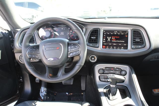 Used 2023 Dodge Challenger SXT w/ Plus Package image 13