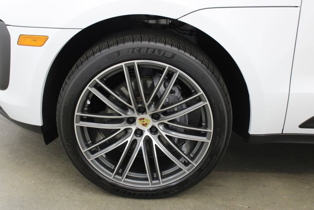 New 2024 Porsche Macan image 12