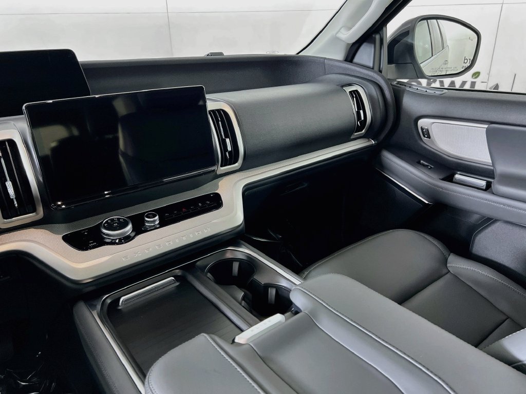 New 2027 Ford Expedition Max Active AWD/4WD image 28