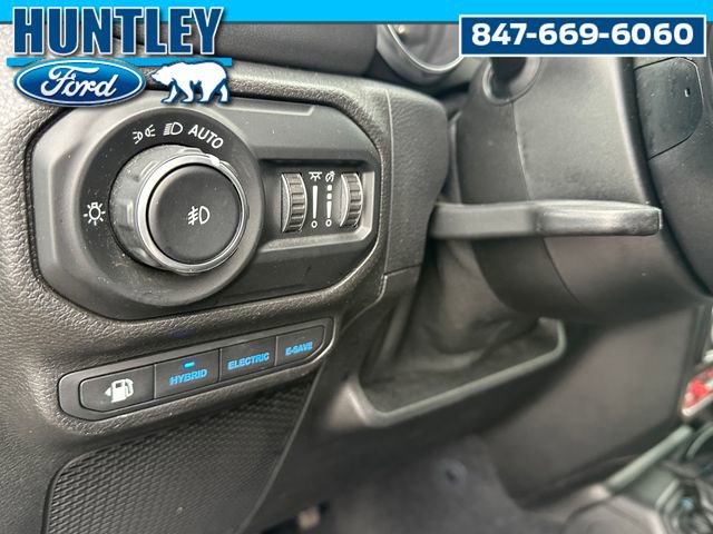 Used 2021 Jeep Wrangler Unlimited Rubicon 4xe w/ Dual Top Group AWD/4WD image 18