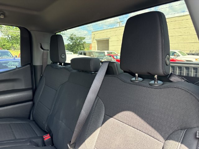New 2026 Chevrolet Silverado 1500 Custom w/ Turbomax Blackout Package AWD/4WD image 23