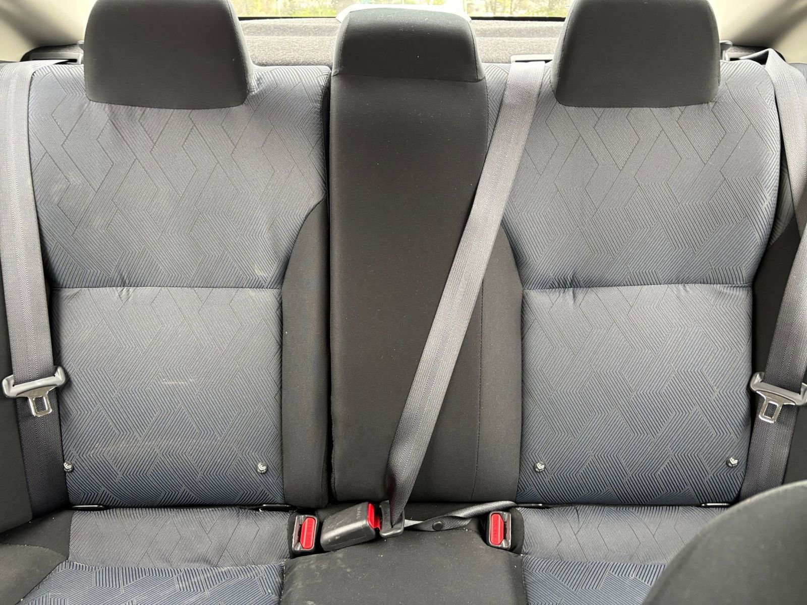 Used 2025 Nissan Versa SV FWD image 36