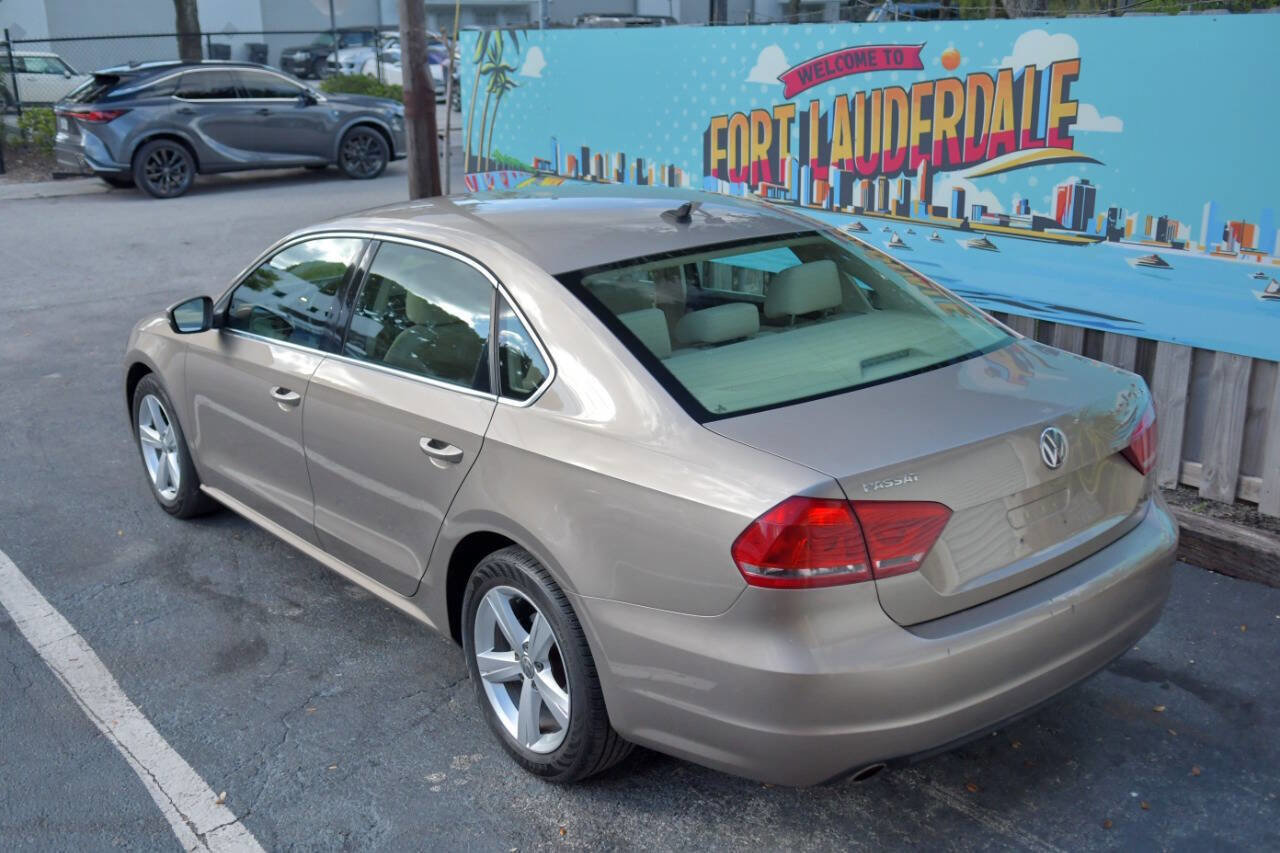 Used 2015 Volkswagen Passat TDI SE image 6