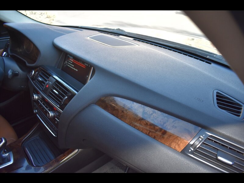Used 2015 BMW X4 xDrive28i AWD/4WD image 37