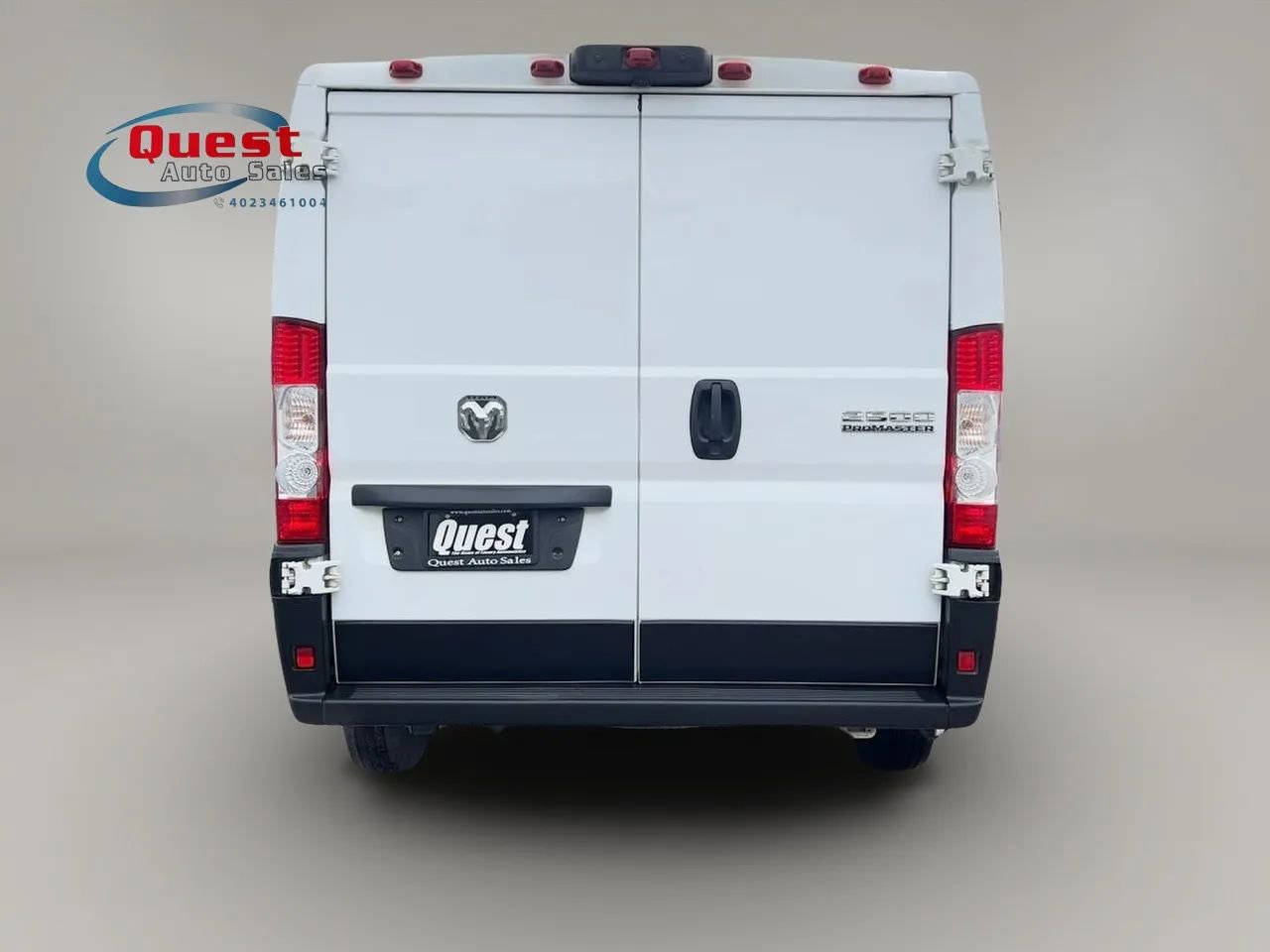 Used 2025 RAM ProMaster 2500 w/ Convenience Group FWD image 4