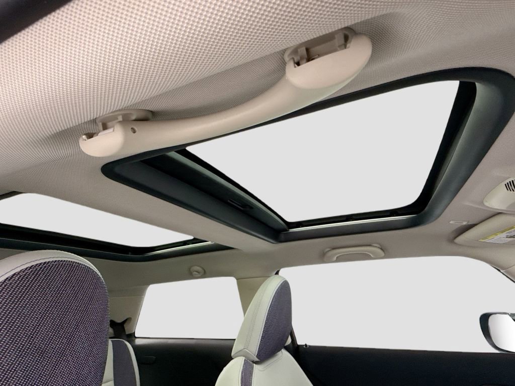 Certified 2025 MINI Cooper S image 21