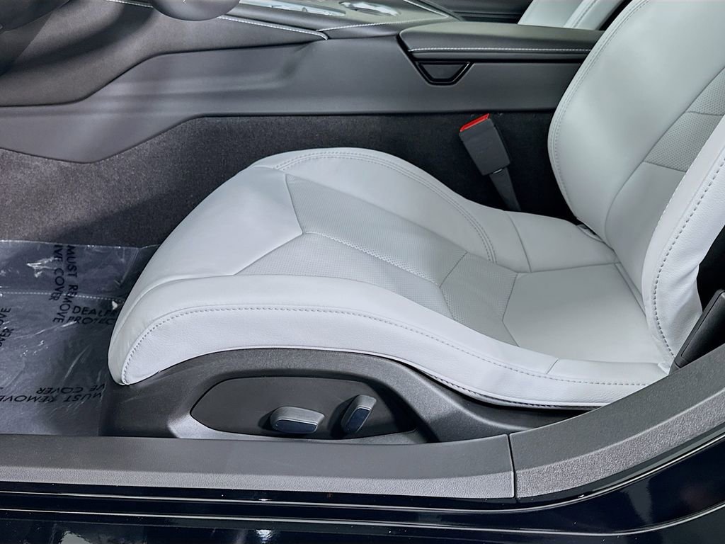 Used 2026 Chevrolet Corvette Stingray Coupe w/ 1LT image 21