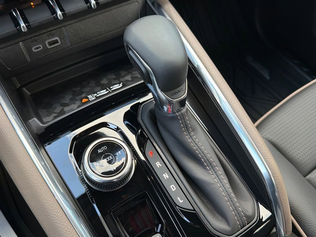 New 2026 GMC Canyon Denali AWD/4WD image 18