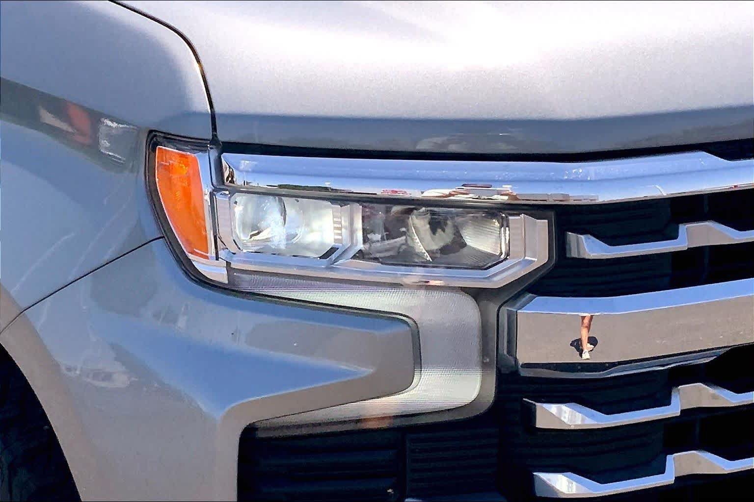 Used 2023 Chevrolet Silverado 1500 LTZ w/ LTZ Premium Package AWD/4WD image 28