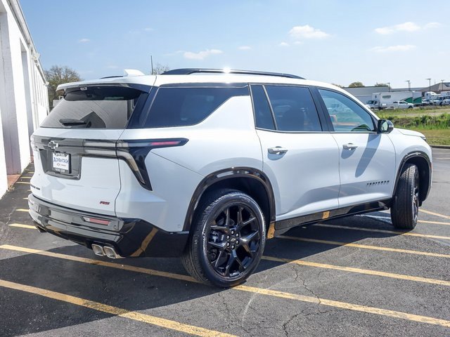New 2026 Chevrolet Traverse RS w/ LPO, Floor Liner Package image 6