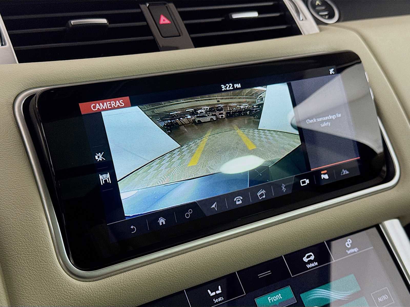 Used 2020 Land Rover Range Rover Sport HSE image 17