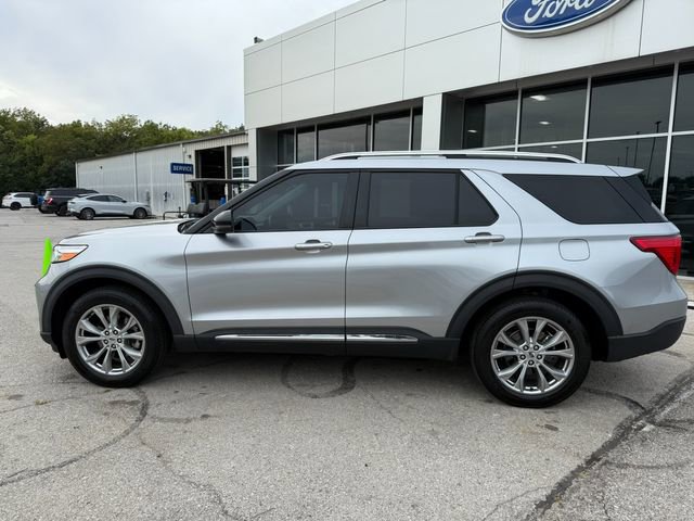 Used 2021 Ford Explorer Limited w/ Equipment Group 301A image 4
