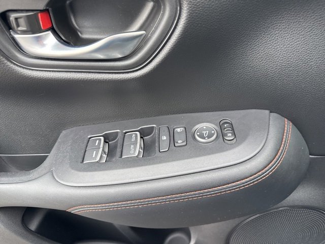 Certified 2025 Honda HR-V Sport image 16