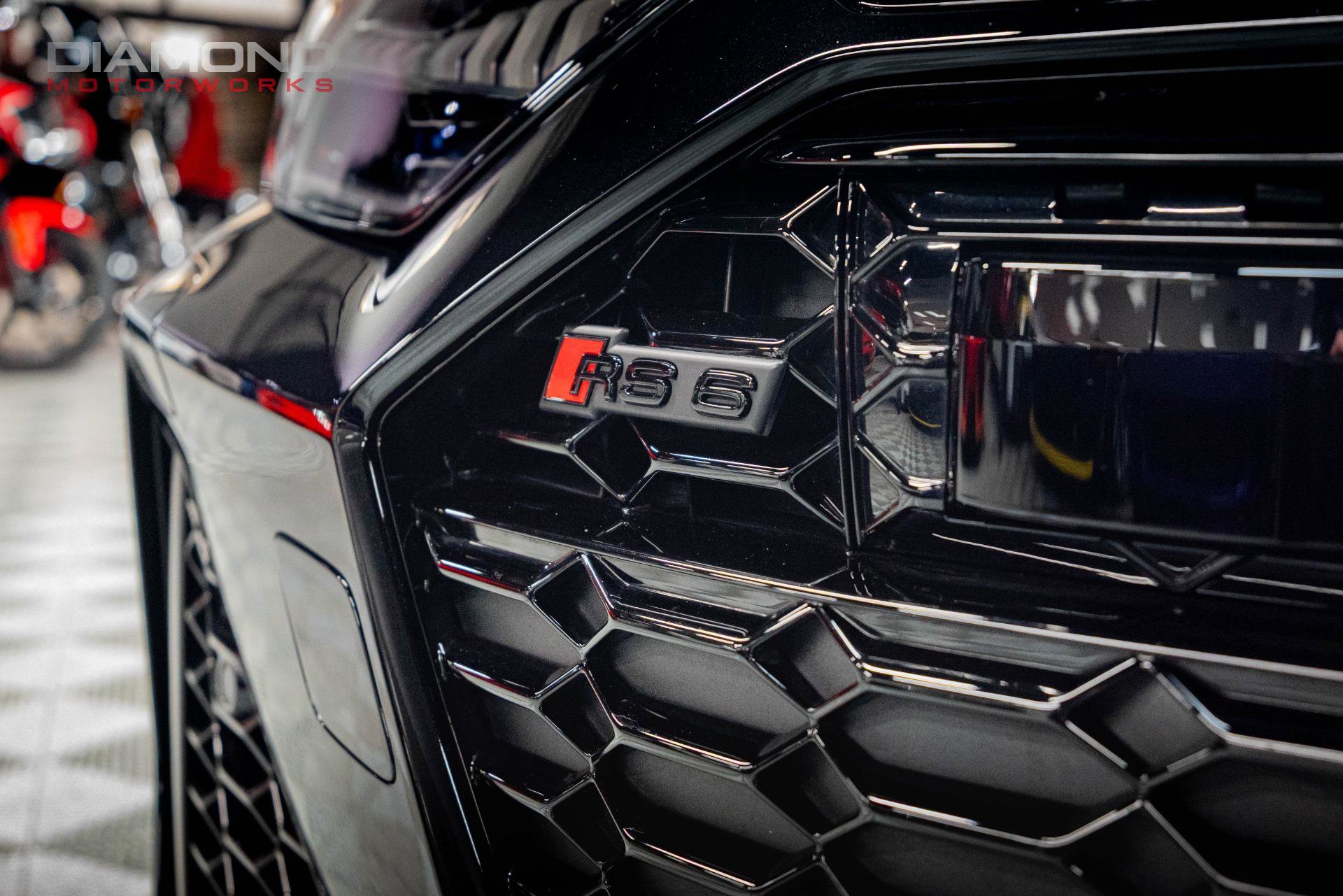 Used 2024 Audi RS 6 performance image 45