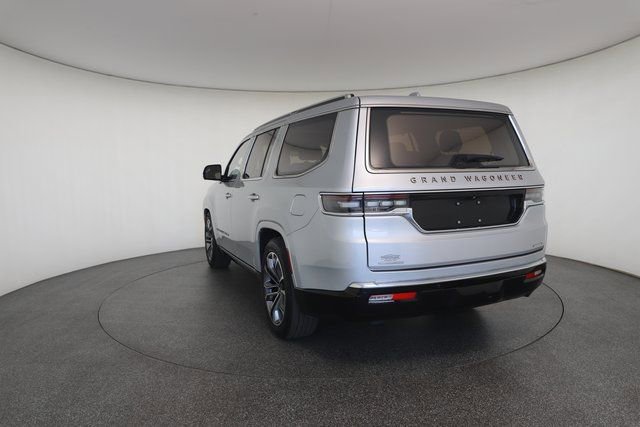 Used 2023 Jeep Grand Wagoneer Series III image 12