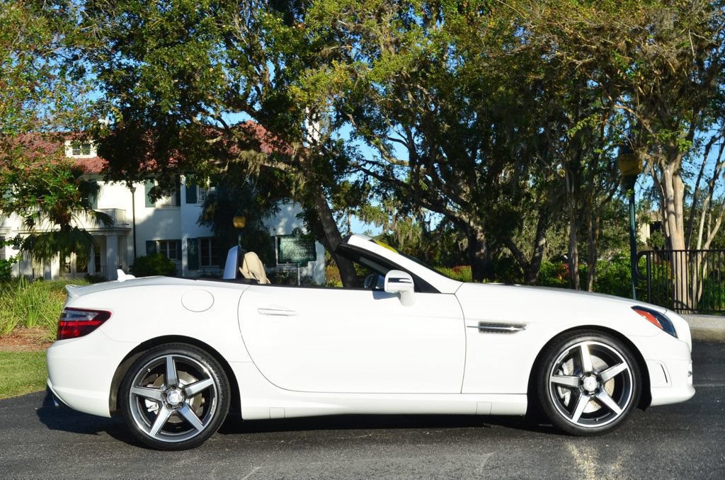 Used 2015 Mercedes-Benz SLK 250 image 34