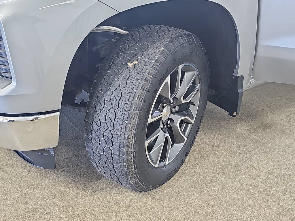 Certified 2024 Chevrolet Silverado 1500 LT AWD/4WD image 37