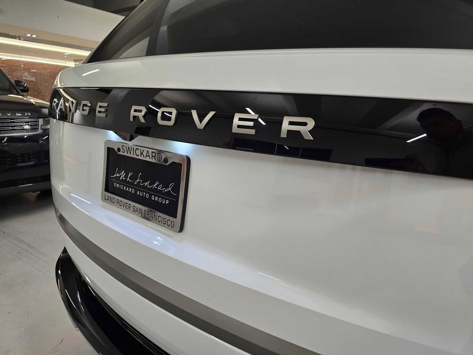 New 2026 Land Rover Range Rover SE image 15