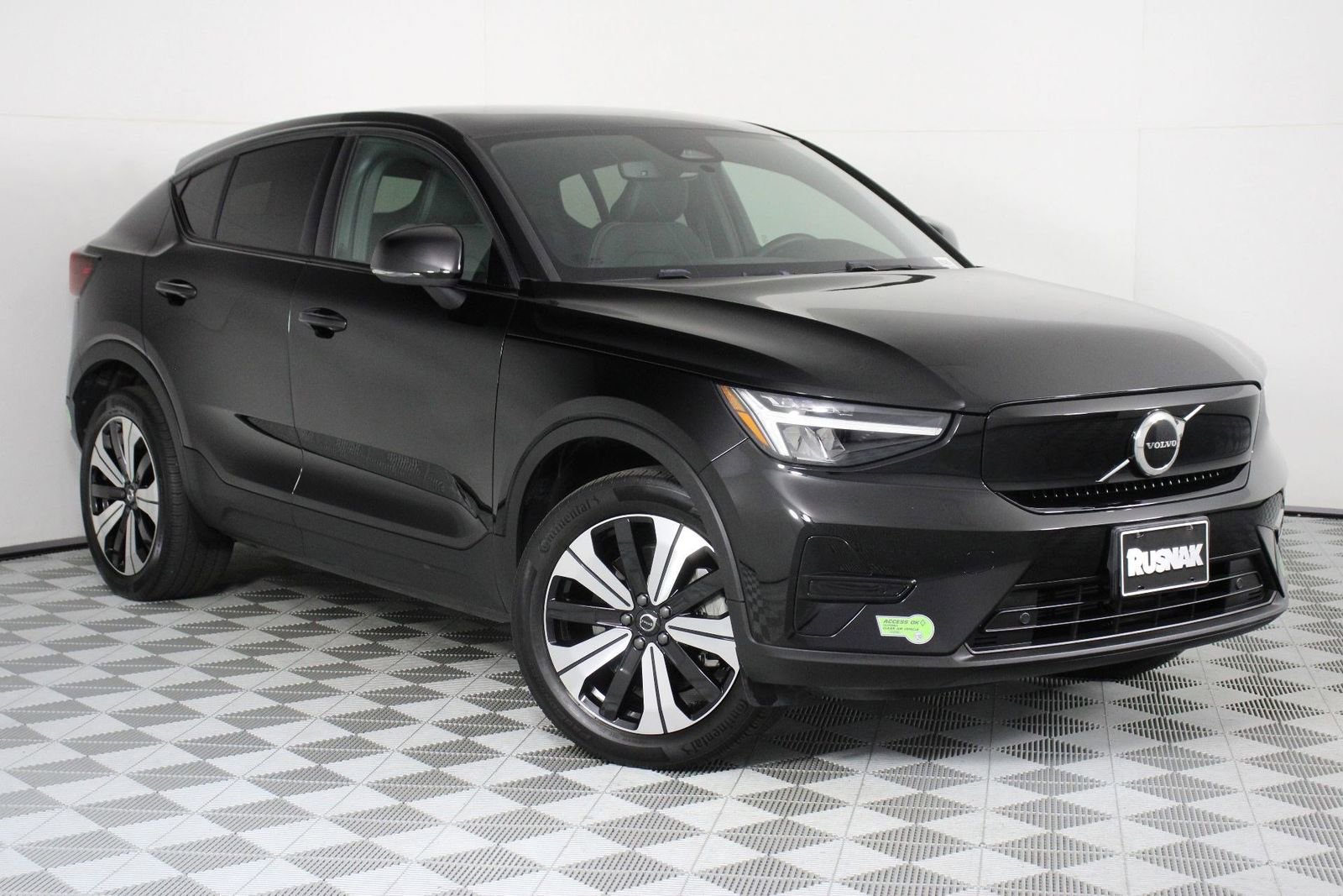 Certified 2023 Volvo C40 Recharge Core AWD/4WD image 32