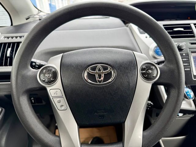 Used 2014 Toyota Prius V Three image 26