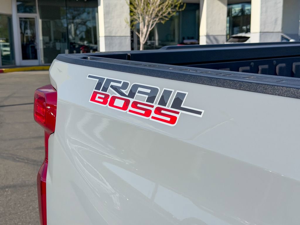 Used 2024 Chevrolet Silverado 1500 Custom Trail Boss w/ Turbomax Blackout Package image 10