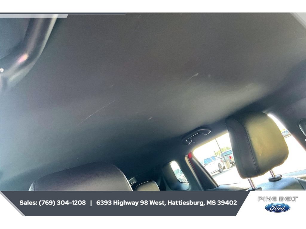 Used 2022 Jeep Compass Limited AWD/4WD image 17