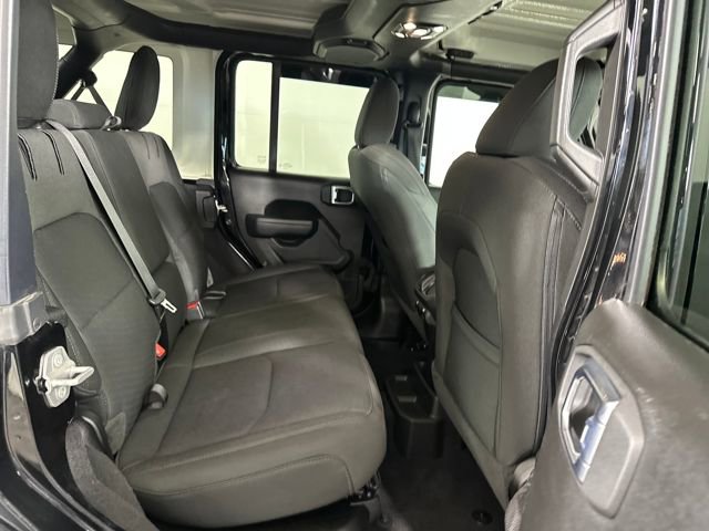 Used 2023 Jeep Wrangler Unlimited w/ Cold Weather Group image 28