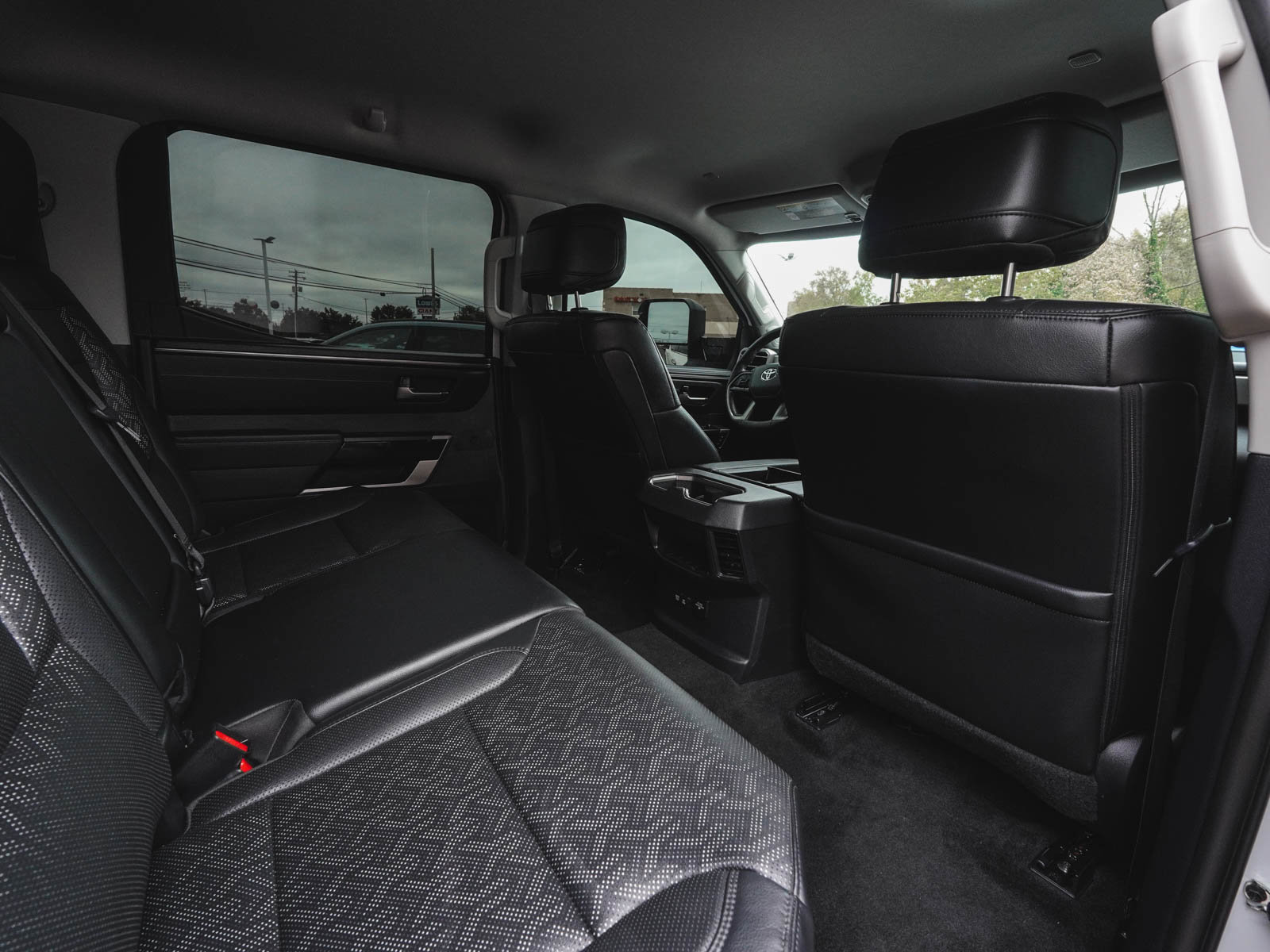Used 2024 Toyota Tundra Limited image 35