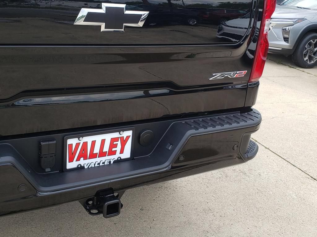 New 2026 Chevrolet Silverado 1500 ZR2 AWD/4WD image 12