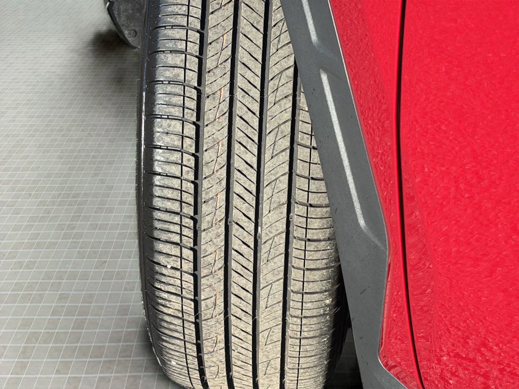 Certified 2025 Hyundai Tucson SE FWD image 11