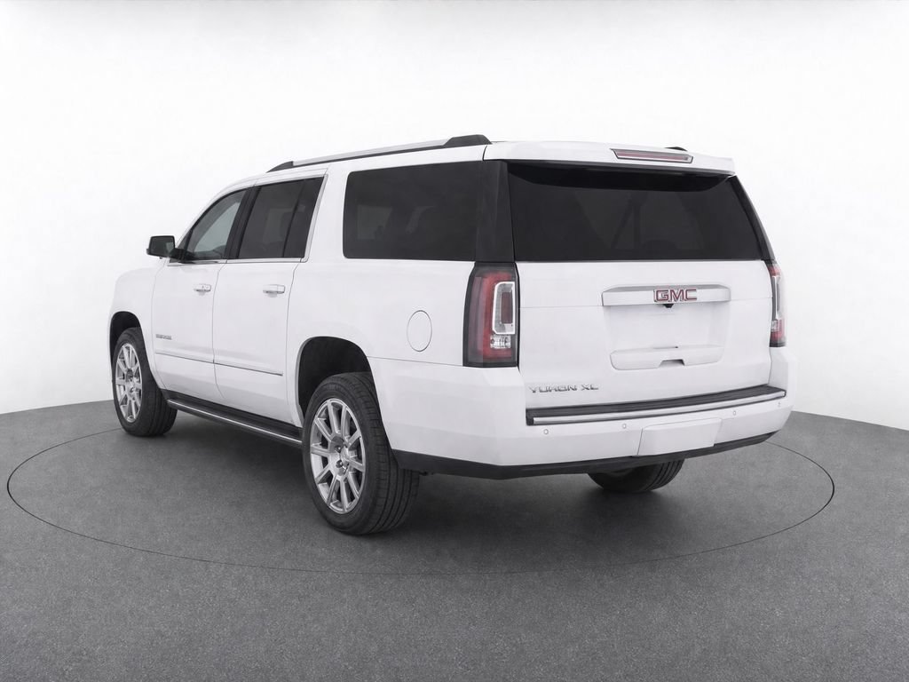 Used 2017 GMC Yukon XL Denali w/ Open Road Package AWD/4WD image 3